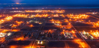 Statele Unite sancționează marile companii petroliere rusești