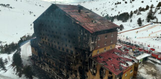 Turcia condamnă 11 persoane la închisoare pe viață pentru incendiul de la hotelul de la stațiunea de schi