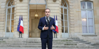 Guvernul francez demisionează la doar câteva ore după numire, adâncind criza politică