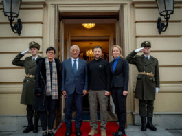 Zelenski: Raportul UE arată că Ucraina avansează „încrezător” către aderarea la Uniunea Europeană