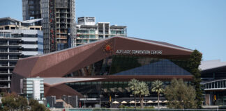 Analiză: Eforturile Australiei pentru energie verde și relațiile cu Pacificul, afectate de blocajul de la COP31