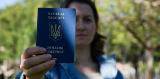 Aproape 200.000 de ucraineni din SUA, blocați într-un vid legal după înăsprirea politicilor de imigrație ale lui Trump