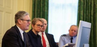 Marea Britanie, pregătită să acționeze alături de UE privind activele rusești înghețate, spune Starmer