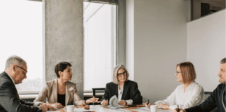 150 de sfaturi de management de la GPINews.live – Sfatul #35 Evitați capcana gândirii unilaterale