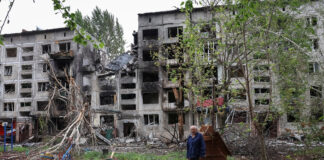 Generalul de vârf al Rusiei anunță că armata înaintează în Ucraina și vizează orașul Myrnohrad