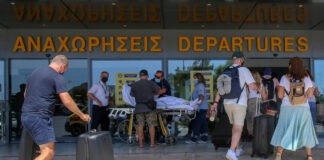 Fermierii greci continuă blocajele naționale în semn de protest față de finanțările întârziate