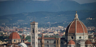 Fraudă prin e-mail de 1,5 milioane de euro la Catedrala din Florența: managerii păcăliți de o rețea internațională