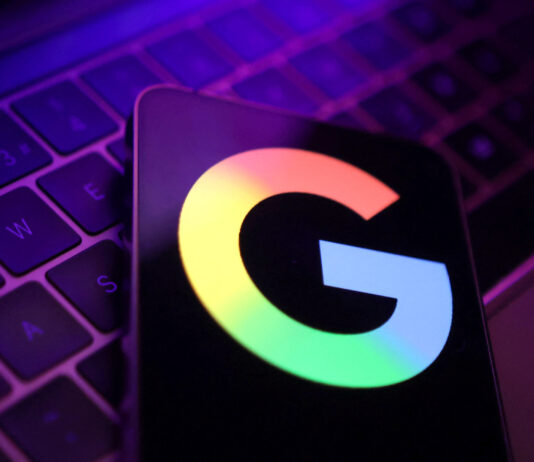 Google, acuzat de editorii europeni pentru folosirea conținutului prin AI Overviews