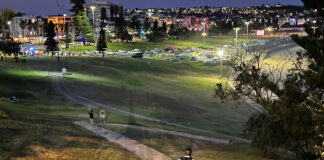 Atac armat la un eveniment evreiesc pe plaja Bondi din Australia: 11 persoane ucise