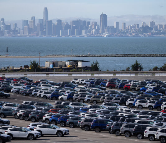 Confruntarea economică devine principalul risc global, depășind conflictele armate, arată un sondaj WEF