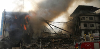 Incendiu devastator în Karachi: șase morți și peste 65 de persoane date dispărute