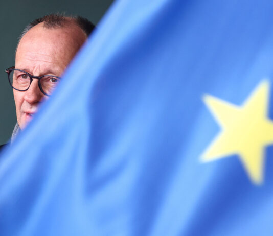 Șase țări UE discută despre o „Europă cu două viteze” într-un apel strategic