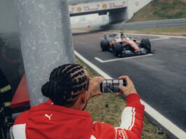 Lewis Hamilton, mai determinat ca niciodată: „Sunt complet dedicat Formulei 1” Sursa: Instagram, Lewis Hamilton