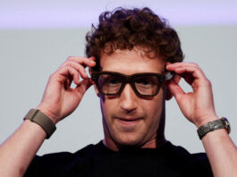 Un document depus la instanță susține că CEO-ul Meta, Zuckerberg, a blocat restricții pentru chatboturi cu discuții sexuale destinate minorilor