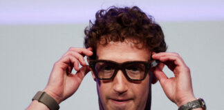 Un document depus la instanță susține că CEO-ul Meta, Zuckerberg, a blocat restricții pentru chatboturi cu discuții sexuale destinate minorilor