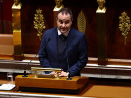 Franța este pe punctul de a adopta bugetul pentru 2026, punând capăt unei crize de luni de zile