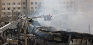 Incendiu izbucnit într-un centru comercial din Teheran, relatează presa de stat