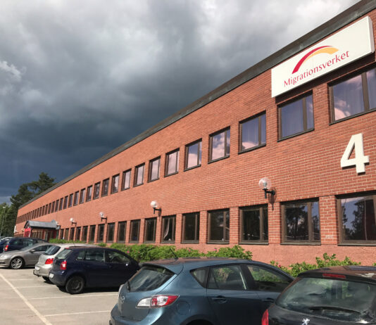 Politica de imigrație se înăsprește în Suedia: cazare obligatorie pentru refugiați