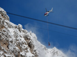 Salvamontiștii din Italia avertizează asupra riscului de avalanșe după mai multe decese în Alpi