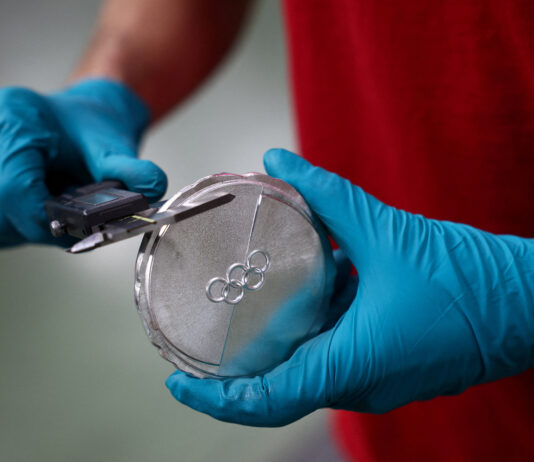 Medalii crăpate la Jocurile Olimpice Milano-Cortina: organizatorii confirmă și investighează problema