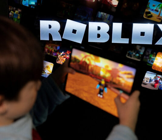 Platforma Roblox în vizorul Australiei: autoritățile reacționează după sesizările privind siguranța copiilor