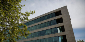 Fundația Gates neagă orice plăți financiare către Epstein