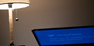 Turcia reține 16 persoane în ancheta OnlyFans și confiscă bunuri de aproape 7 milioane de dolari