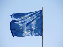 UE ar putea bloca 1,6 miliarde de euro pentru Serbia din cauza legilor justiției