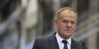 Polonia poate mina granița în 48 de ore după ieșirea din Convenția de la Ottawa, spune premierul