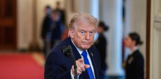 Sub presiune pe plan intern și extern, Trump se pregătește pentru discursul despre Starea Națiunii
