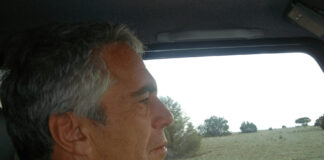 Marea Britanie verifică înregistrările zborurilor militare în ancheta Epstein