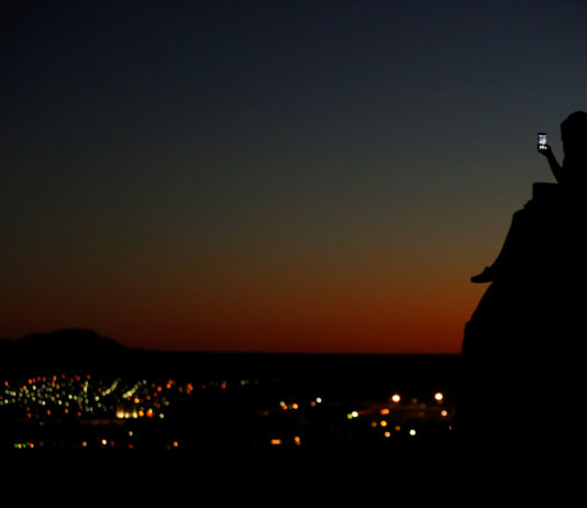 Tehnologia de verificare a vârstei devine esențială în contextul noilor legi privind siguranța copiilor online