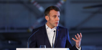 Macron: Deschiderea Strâmtorii Ormuz prin forță nu este realistă