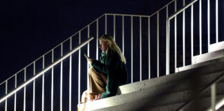 Albania: Curtea Constituțională anulează interdicția de un an a platformei TikTok, un pas important pentru libertatea de exprimare