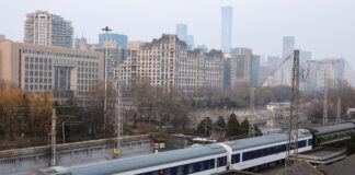 Primul tren spre Phenian după șase ani pleacă din Beijing, în timp ce China și Coreea de Nord reiau legătura feroviară