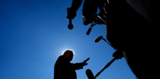 Trump și aliații săi folosesc o tactică familiară pentru a susține mesajele despre războiul cu Iran: atacarea presei