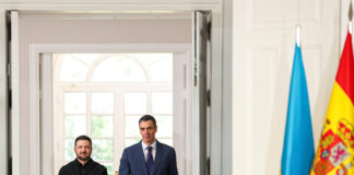 Spania își reafirmă sprijinul pentru Ucraina: Pedro Sanchez îi transmite lui Zelenski că războiul cu Iranul nu schimbă prioritățile