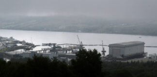 Un iranian și o româncă, acuzați că au încercat să pătrundă într-o bază de submarine din Marea Britanie