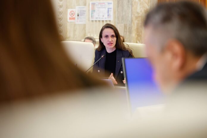 Sursa: Facebook, Oana Țoiu