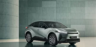 Toyota lansează C-HR+ din aprilie: noua versiune electrificată intră pe piață