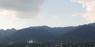 Islamabadul intră în lockdown pentru primele negocieri SUA–Iran, în timp ce atacurile Israelului în Liban pun în pericol armistițiul