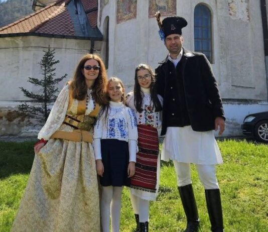 Alexandra Boc: Inima de Juniță care bate în ritmul potcoavelor din Șchei