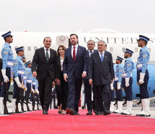 SUA și Iran trimit echipe în Pakistan pentru negocieri de pace