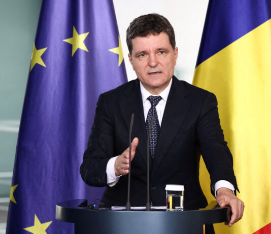 Nicușor Dan se așteaptă la „o săptămână sau două” de incertitudine după moțiune