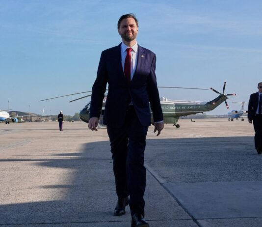 Vance spune că Trump a cerut „deschiderea unui nou capitol” în relația cu iranienii