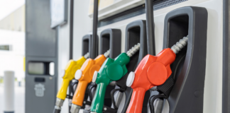 Prima zi de scădere a prețurilor la carburanți: Motorina coboară sub 10 lei pe litru la unele benzinării