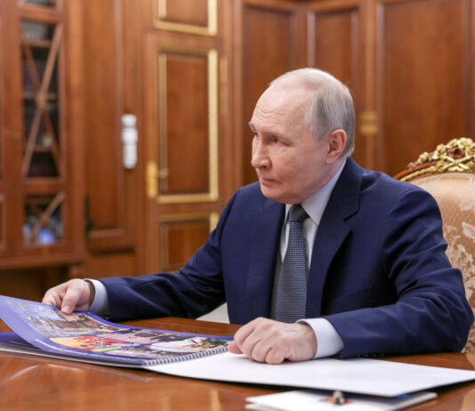 Putin și Zelenski proclamă încetări de foc rivale în jurul comemorărilor Zilei Victoriei din Rusia