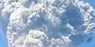Doi cetățeni din Singapore au murit în urma erupției vulcanului Dukono din Indonezia