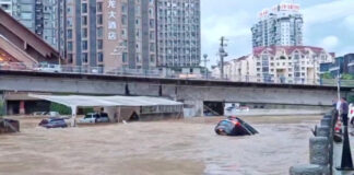 Cel puțin 12 persoane au murit după ploile torențiale și inundațiile puternice din China