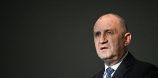 Bulgaria solicită Statelor Unite să permită călătorii fără vize pentru cetățenii săi, afirmă premierul.
